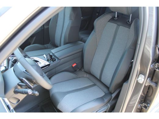 Peugeot 3008 1.2 Hybrid 136 Allure Pack Business Navigatie, stoelverwarming ,achteruitrijcamera, parkeersensor... ActivLease financial lease