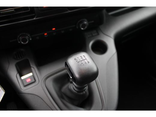 Peugeot Partner 1.5 BlueHDi 100 S&S L1 navigatie ,achteruitrijcamera ,Airco (demo vraag naar de kilometerstand ) ActivLease financial lease