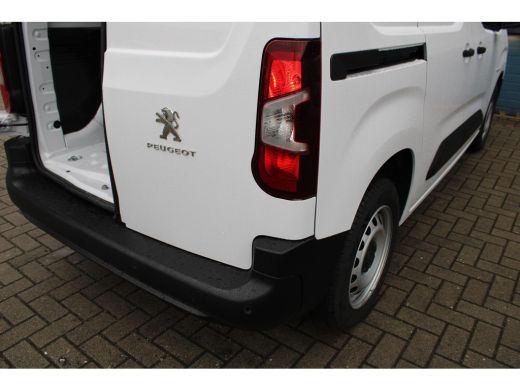 Peugeot Partner 1.5 BlueHDi 100 S&S L1 navigatie ,achteruitrijcamera ,Airco (demo vraag naar de kilometerstand ) ActivLease financial lease