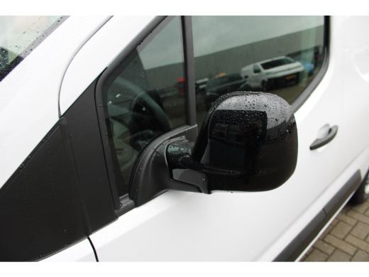 Peugeot Partner 1.5 BlueHDi 100 S&S L1 navigatie ,achteruitrijcamera ,Airco (demo vraag naar de kilometerstand ) ActivLease financial lease