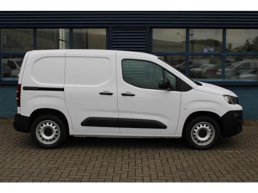 Peugeot Partner 1.5 BlueHDi 100 S&S L1 navigatie ,achteruitrijcamera ,Airco (demo vraag naar de kilometerstand ) ActivLease financial lease