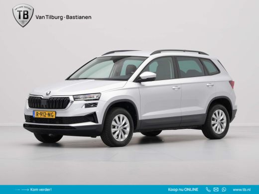 Skoda Karoq 1.0 TSI 110pk Business Edition Leer/alcantara Navigatie Clima Cruise Elek. Klep 237 Skoda Karoq 1.0 TSI 110pk Business Edition Leer/alcantara Navigatie Clima Cruise Elek. Klep 237