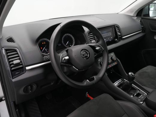 Skoda Karoq 1.0 TSI 110pk Business Edition Leer/alcantara Navigatie Clima Cruise Elek. Klep 237 ActivLease financial lease