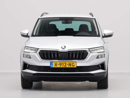 Skoda Karoq 1.0 TSI 110pk Business Edition Leer/alcantara Navigatie Clima Cruise Elek. Klep 237 ActivLease financial lease