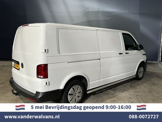 Volkswagen Transporter 2.0 TDI L2H1 Fabrieksgarantie Euro6 Airco | Apple Carplay | Trekhaak | Cruisecontrol Android Auto... ActivLease financial lease