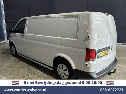 Volkswagen Transporter 2.0 TDI L2H1 Fabrieksgarantie Euro6 Airco | Apple Carplay | Trekhaak | Cruisecontrol Android Auto... ActivLease financial lease