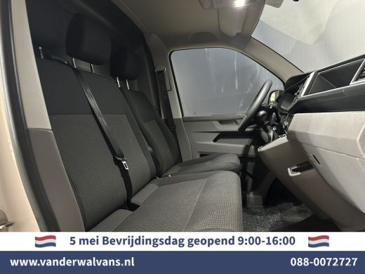 Volkswagen Transporter 2.0 TDI L2H1 Fabrieksgarantie Euro6 Airco | Apple Carplay | Trekhaak | Cruisecontrol Android Auto... ActivLease financial lease