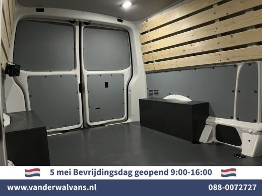 Volkswagen Transporter 2.0 TDI L2H1 Fabrieksgarantie Euro6 Airco | Apple Carplay | Trekhaak | Cruisecontrol Android Auto... ActivLease financial lease