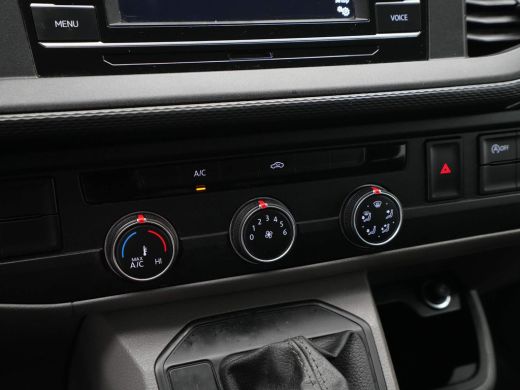 Volkswagen Transporter 2.0 TDI L2H1 150pk DSG DC Comfortline Navi via App Pdc Trekhaak Airco ActivLease financial lease