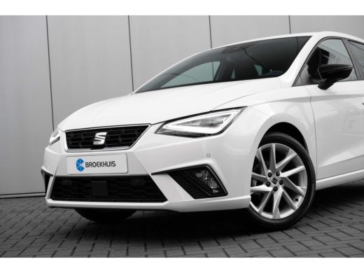 Seat Ibiza SEAT FR | 17 inch lichtmetalen velgen, (7J x 17) | Airconditioning automatisch met 2-zone-tempera... ActivLease financial lease