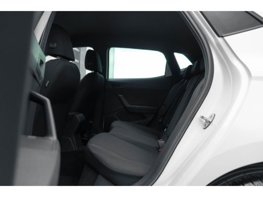 Seat Ibiza SEAT FR | 17 inch lichtmetalen velgen, (7J x 17) | Airconditioning automatisch met 2-zone-tempera... ActivLease financial lease