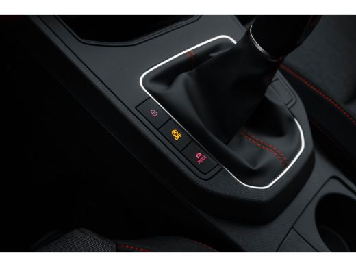 Seat Ibiza SEAT FR | 17 inch lichtmetalen velgen, (7J x 17) | Airconditioning automatisch met 2-zone-tempera... ActivLease financial lease