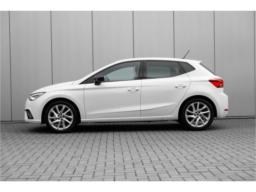 Seat Ibiza SEAT FR | 17 inch lichtmetalen velgen, (7J x 17) | Airconditioning automatisch met 2-zone-tempera... ActivLease financial lease