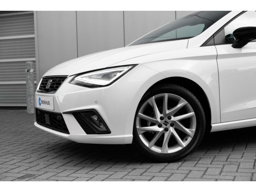 Seat Ibiza SEAT FR | 17 inch lichtmetalen velgen, (7J x 17) | Airconditioning automatisch met 2-zone-tempera... ActivLease financial lease
