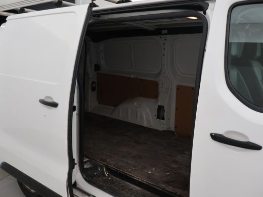 Toyota ProAce Worker 2.0 D-4D NAVIGATOR LONG EURO 6 + NAVIGATIE / TREKHAAK / CRUISE CONTROL ActivLease financial lease