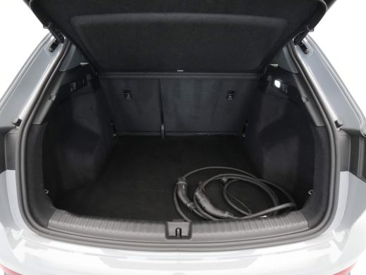 Audi Q4 e-tron 35 Launch edition Advanced 55 kWh Navigatie Pdc Stoelverwarming Cruise 86 ActivLease financial lease