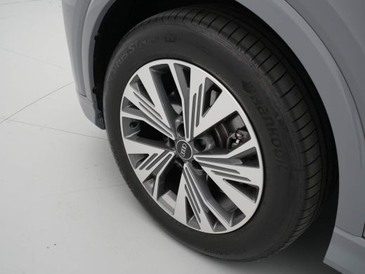 Audi Q4 e-tron 35 Launch edition Advanced 55 kWh Navigatie Pdc Stoelverwarming Cruise 86 ActivLease financial lease