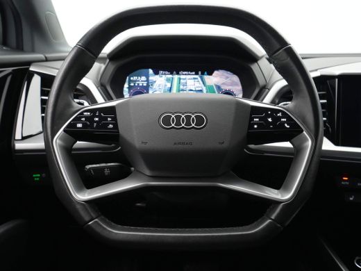 Audi Q4 e-tron 35 Launch edition Advanced 55 kWh Navigatie Pdc Stoelverwarming Cruise 86 ActivLease financial lease