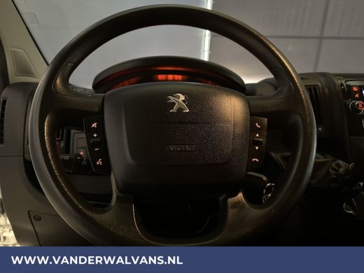 Peugeot Boxer 2.2 BlueHDi 140pk L2H2 Euro6 Airco | Camera | Navigatie | 2500kg Trekhaak Cruisecontrol, Parkeers... ActivLease financial lease