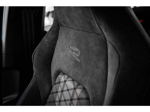 Volkswagen GOLF Variant | Inclusief €2000,- inruilvoordeel Inclusief €2000,- inruilvoordeel | 'App-Connect' draadloze sma... ActivLease financial lease