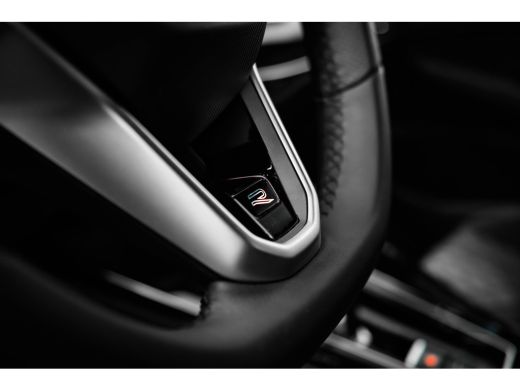 Volkswagen GOLF Variant | Inclusief €2000,- inruilvoordeel Inclusief €2000,- inruilvoordeel | 'App-Connect' draadloze sma... ActivLease financial lease