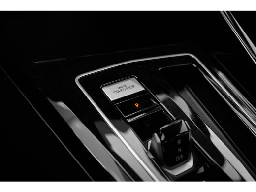 Volkswagen GOLF Variant | Inclusief €2000,- inruilvoordeel Inclusief €2000,- inruilvoordeel | 'App-Connect' draadloze sma... ActivLease financial lease