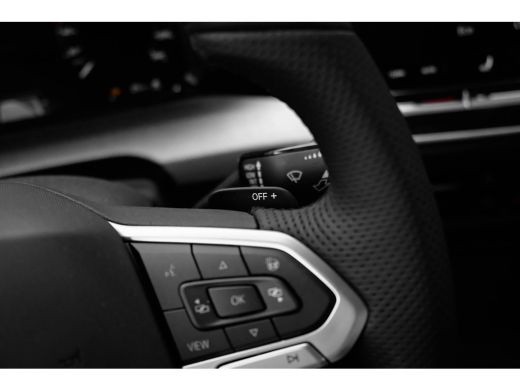 Volkswagen GOLF Variant | Inclusief €2000,- inruilvoordeel Inclusief €2000,- inruilvoordeel | 'App-Connect' draadloze sma... ActivLease financial lease