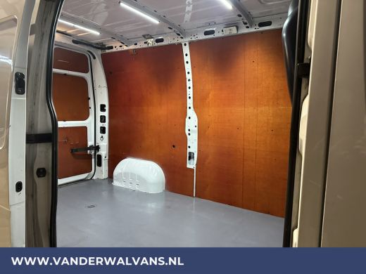 Opel Movano 2.3 CDTI 145pk L2H2 Euro6 Airco | Imperiaal | Trap | Camera | Navigatie | 2500kg Trekhaak Cruisec... ActivLease financial lease