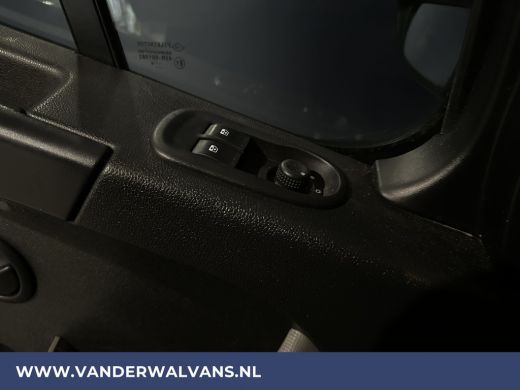 Opel Movano 2.3 CDTI 145pk L2H2 Euro6 Airco | Imperiaal | Trap | Camera | Navigatie | 2500kg Trekhaak Cruisec... ActivLease financial lease