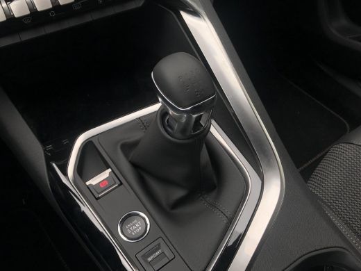 Peugeot 5008 1.2 PureTech GT ActivLease financial lease