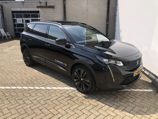 Peugeot 5008 1.2 PureTech GT ActivLease financial lease