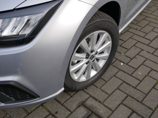 Seat Ibiza SEAT Style | Automatisch dimmende binnenspiegel | Buitenspiegels elektrisch verstelbaar | Koplamp... ActivLease financial lease