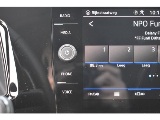 Volkswagen Polo Volkswagen Life Edition Inclusief €2000,- inruilvoordeel + €1000,- korting | 'App-Connect' draadl... ActivLease financial lease