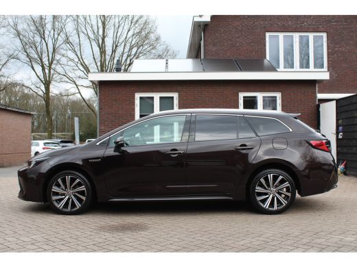 Toyota Corolla Touring Sports 1.8 Hybrid Dynamic - Navigatie, Cruise, Stoelverw, Airco! ActivLease financial lease