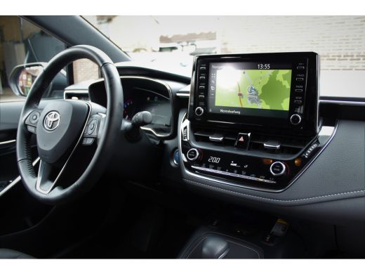 Toyota Corolla Touring Sports 1.8 Hybrid Dynamic - Navigatie, Cruise, Stoelverw, Airco! ActivLease financial lease