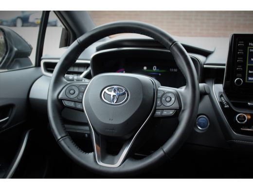 Toyota Corolla Touring Sports 1.8 Hybrid Dynamic - Navigatie, Cruise, Stoelverw, Airco! ActivLease financial lease