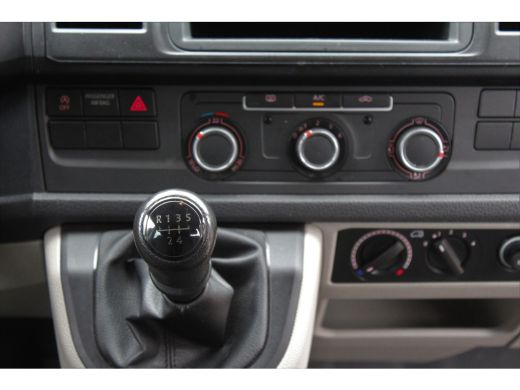 Volkswagen Transporter Kombi 2.0 TDI L1H1 9 Pers / Airco / All Seas / Gps! ActivLease financial lease