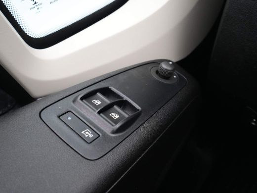 Fiat Ducato 30 2.3 MultiJet L1H1 Navigatie Trekhaak Camera Clima ActivLease financial lease