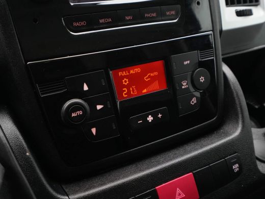 Fiat Ducato 30 2.3 MultiJet L1H1 Navigatie Trekhaak Camera Clima ActivLease financial lease