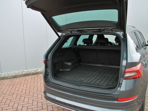 Skoda Kodiaq 1.5 TSI Sportline 7p | Acc | Camera | Trekhaak ActivLease financial lease