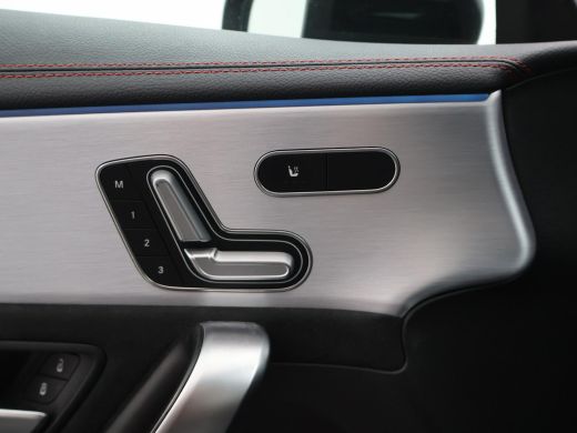 Mercedes CLA-Klasse Shooting Brake 250e PLUG-IN HYBRID AMG SPORT + PANORAMA / ELEKTR. TREKHAAK / MEMORY ActivLease financial lease