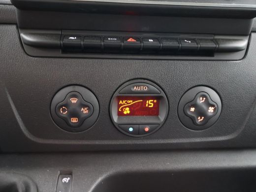 Renault Master 2.3 dCi 135 PK L1H1 WORK EDITION + CAMERA / TREKHAAK / NAVIGATIE / CLIMATE / CRUISE / DAB+ ActivLease financial lease