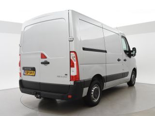 Renault Master 2.3 dCi 135 PK L1H1 WORK EDITION + CAMERA / TREKHAAK / NAVIGATIE / CLIMATE / CRUISE / DAB+ Renault Master 2.3 dCi 135 PK L1H1 WORK EDITION + CAMERA / TREKHAAK / NAVIGATIE / CLIMATE / CRUISE / DAB+