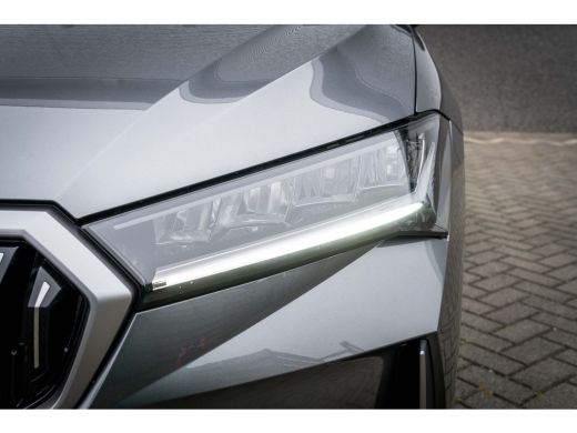 Skoda Superb ŠKODA First Edition | Achteruitrijcamera | Climatronic, elektronische airconditioning met 3 klima... ActivLease financial lease