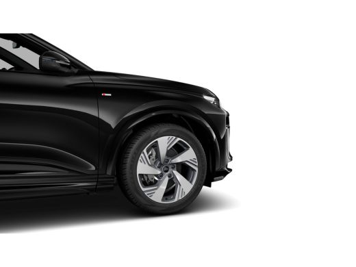 Audi Q6 e-tron Audi S edition | Achteruitrijcamera | Adaptive cruise control | Audi smartphone interface ActivLease financial lease
