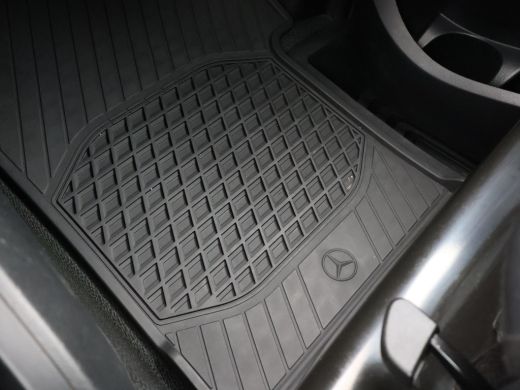 Mercedes-Benz Vito 114 CDI 136 PK AUT. LANG EURO 6 + LED / LEDER / NAVIGATIE / CRUISE CONTROL ActivLease financial lease