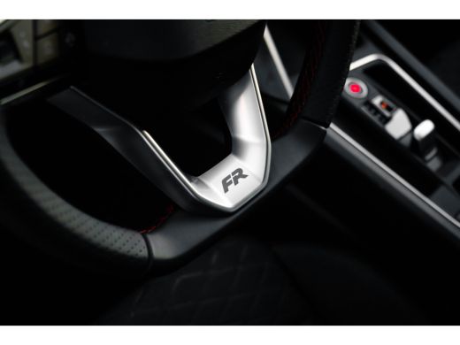 Seat Leon Sportstourer SEAT FR PHEV First Edition | Achteruitrijcamera | Automatisch dimmende binnenspiegel | Dakhemel u... ActivLease financial lease