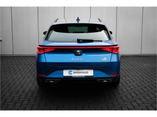 Seat Leon Sportstourer SEAT FR PHEV First Edition | Achteruitrijcamera | Automatisch dimmende binnenspiegel | Dakhemel u...