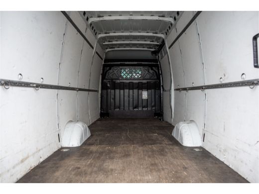 Iveco Daily 35S16V L4H2 | Automaat | 157 PK | Climate | 3500 KG Trekgewicht | MF Stuur | 3-Persoons ActivLease financial lease