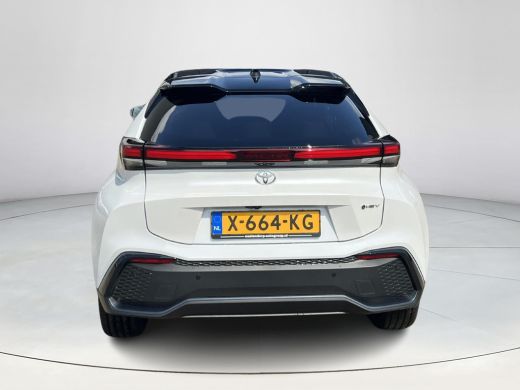 Toyota C-HR 1.8 Hybrid 140 Executive **NEXT GENERATION PACK/ JBL/ PANORAMADAK/ 36 MAANDEN GARANTIE** ActivLease financial lease